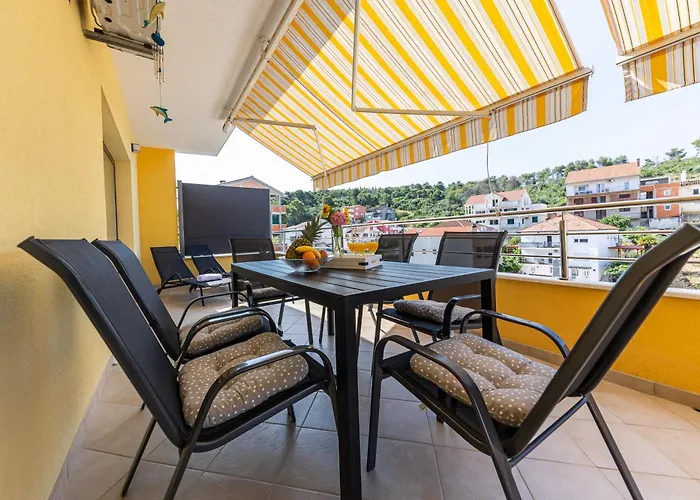Apartment Bonaca Trogir